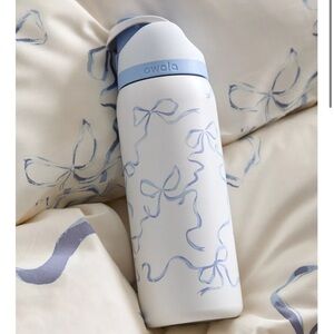 Owala tied and true water bottle